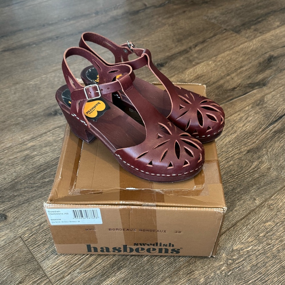 RARE - EUC Swedish Hasbeens Bordeaux Lacy Sz 38
